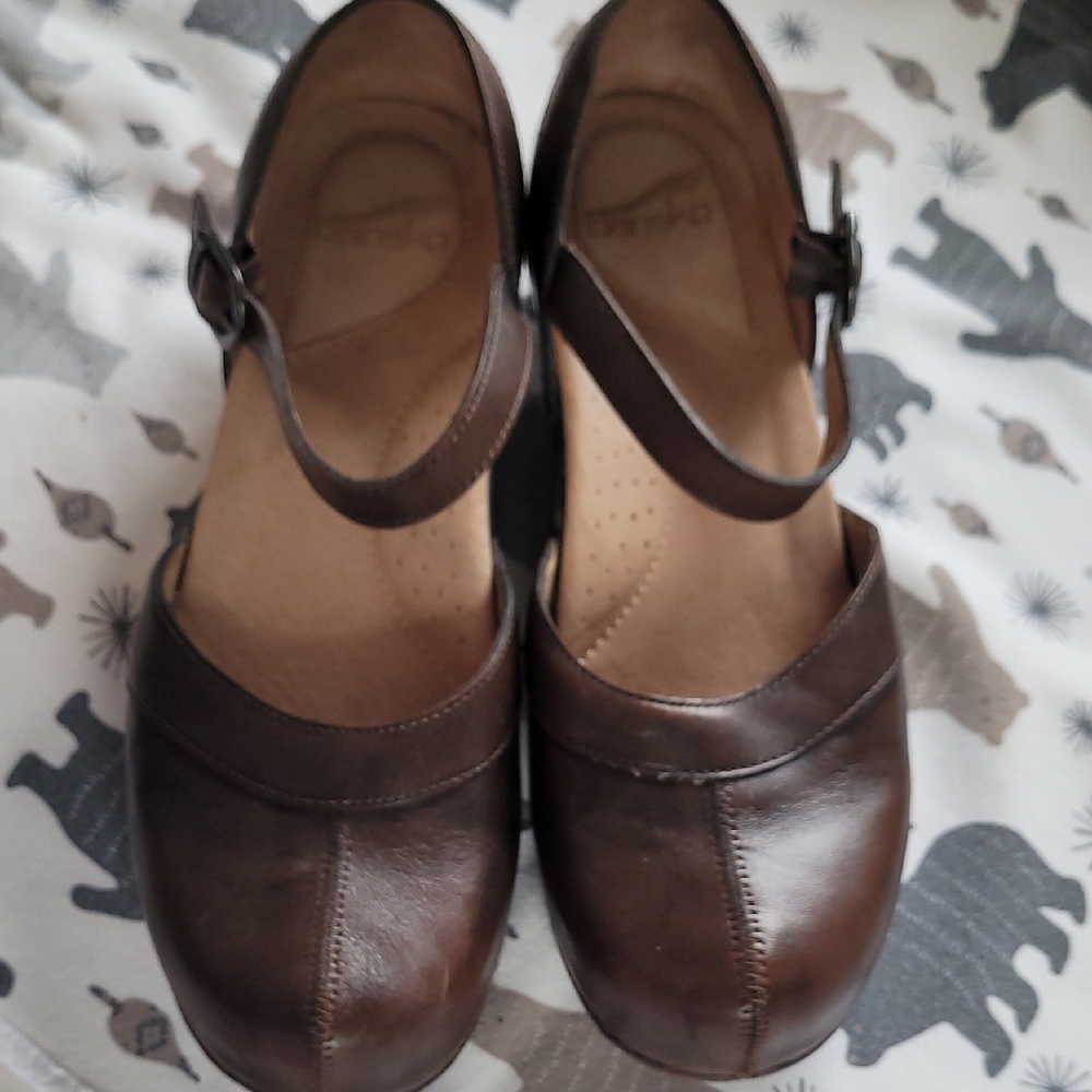 Dansko Dark Brown Leather 1-1/2" MaryJane Heels Size 40
